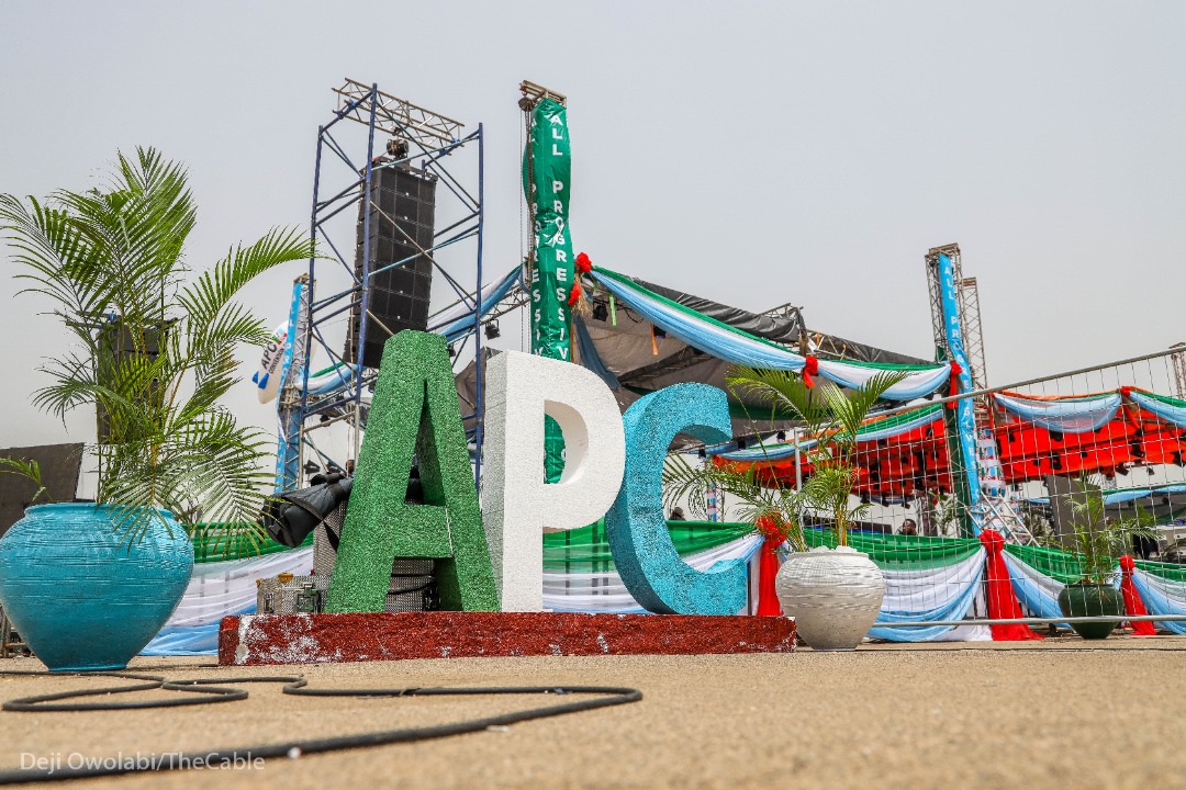 Power Struggle Rocks APC, Nigeria's Ruling Party, Over Choice of Presidential Candidate