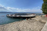 An Enjoyable Afternoon at Quay de Cologny in Geneva